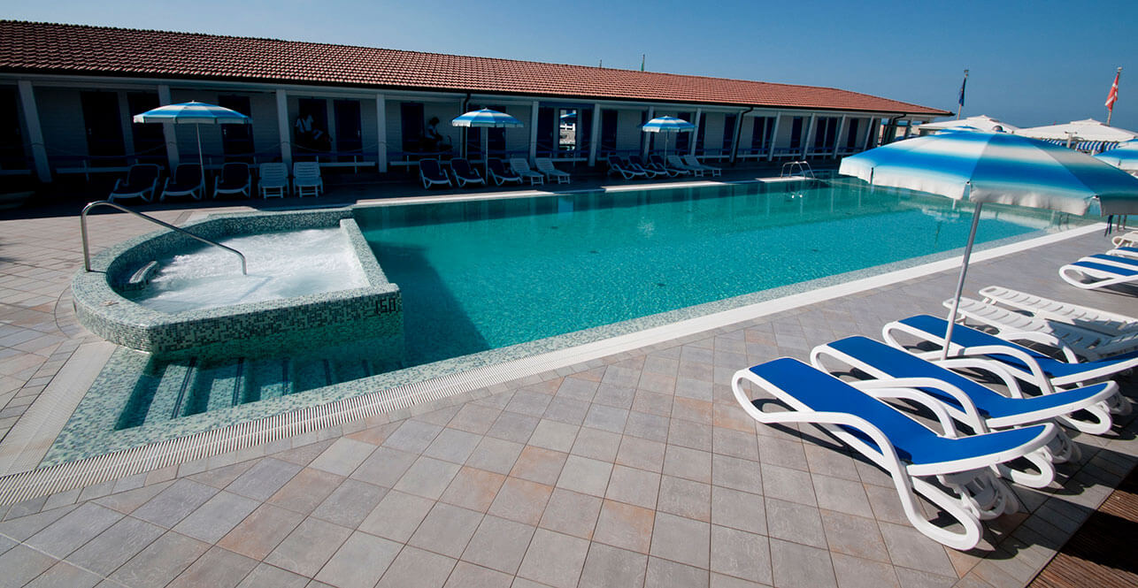 Bagno Excelsior piscina